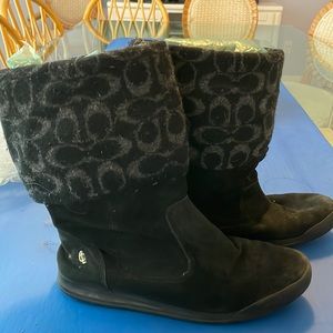 COACH LEATHER BOOTS WITH SIGNATURE CUFFS SIZE 9